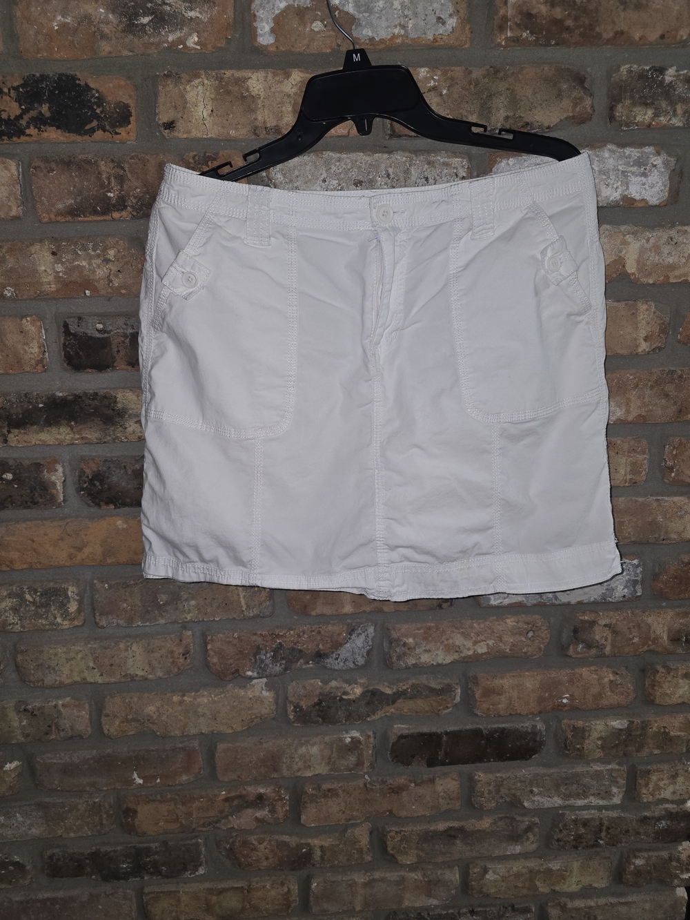 St. John's Bay White Stretch Waistband Skort